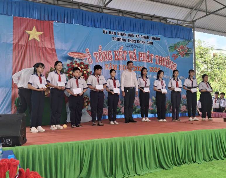 Trao hoc bong uoc mo 2026 5